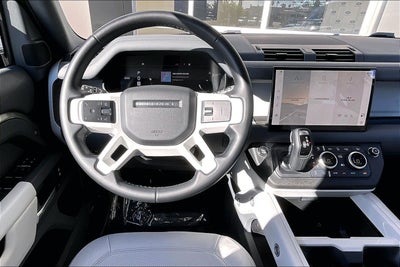 2025 Land Rover Defender 110 X-Dynamic SE