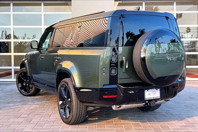 2026 Land Rover Defender 130 X-Dynamic SE