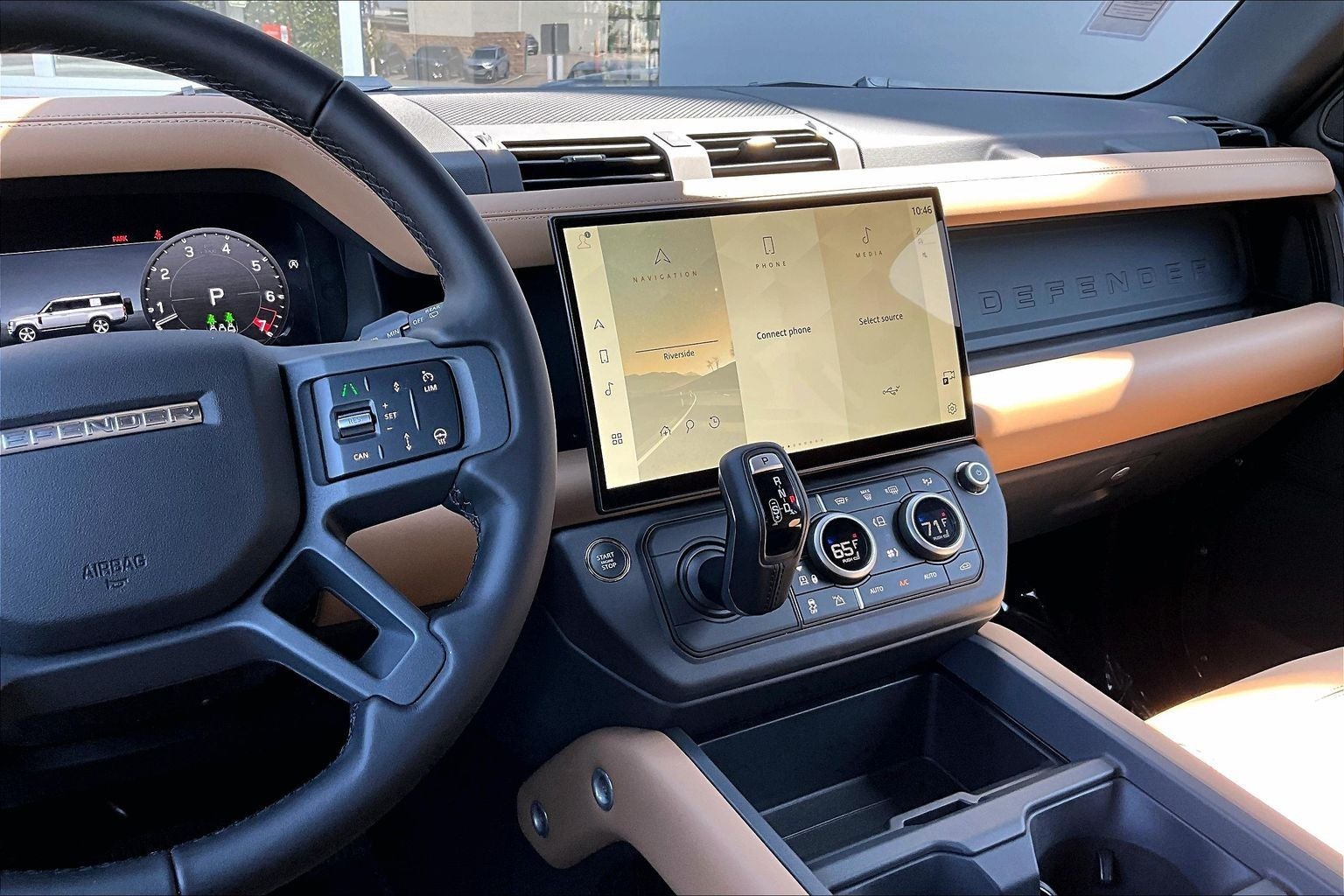 2026 Land Rover Defender 130 X-Dynamic SE