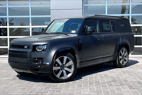 2026 Land Rover Defender 130 X-Dynamic SE