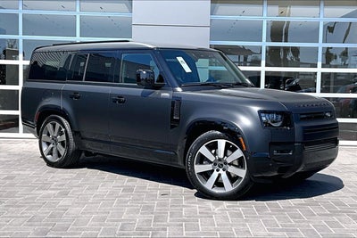2026 Land Rover Defender 130 X-Dynamic SE