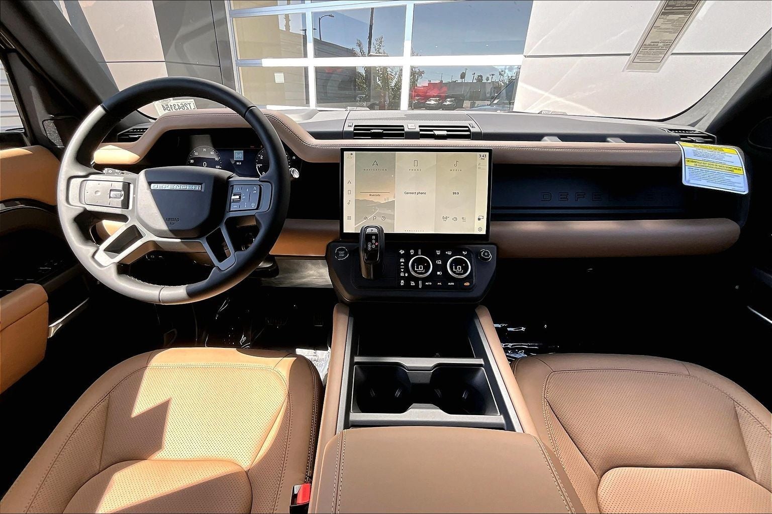 2026 Land Rover Defender 130 X-Dynamic SE