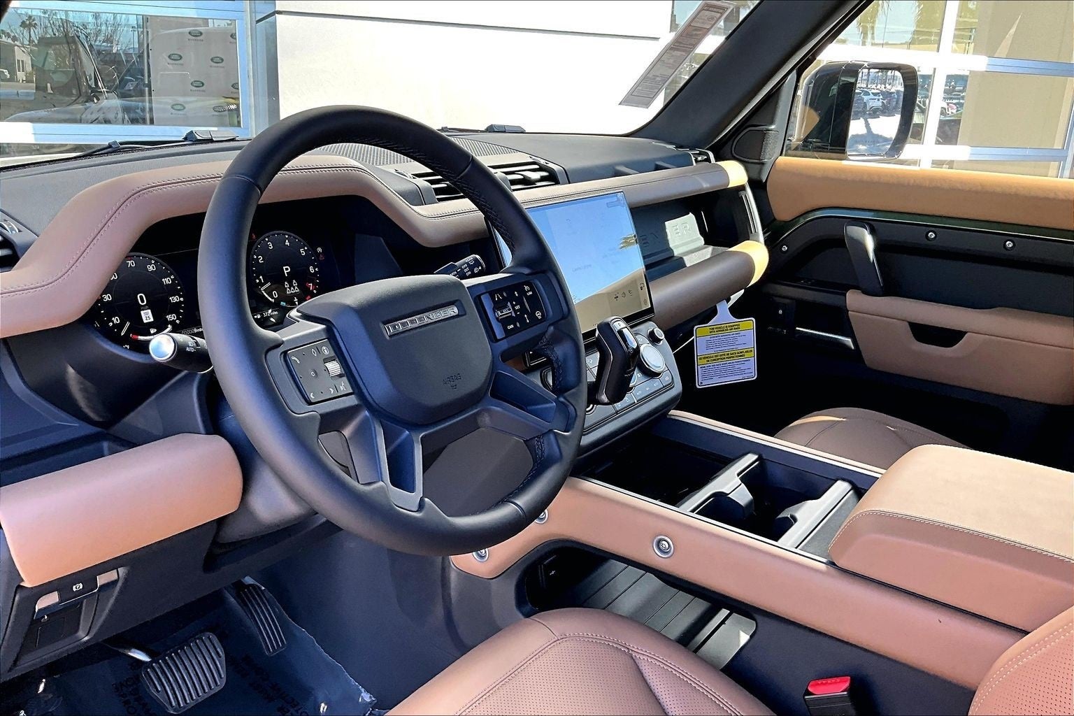 2026 Land Rover Defender 130 X-Dynamic SE