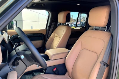 2026 Land Rover Defender 130 X-Dynamic SE