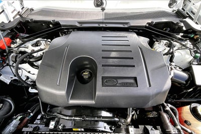 2023 Land Rover Defender 130 X-Dynamic SE