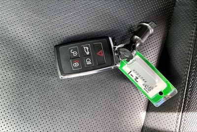 2023 Land Rover Defender 130 X-Dynamic SE