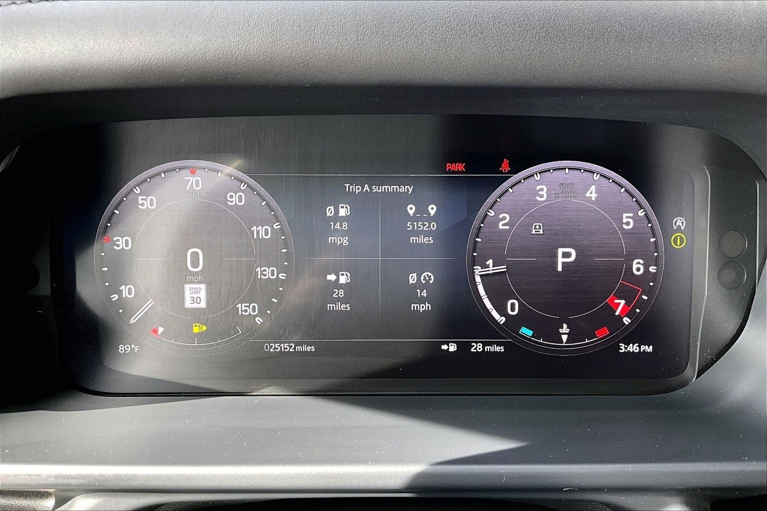 2023 Land Rover Defender 130 X-Dynamic SE