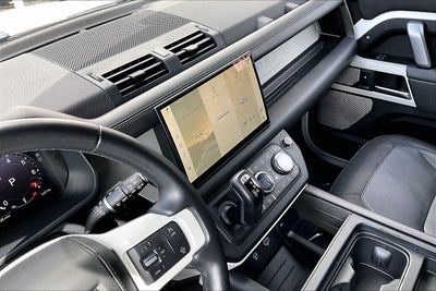 2023 Land Rover Defender 130 X-Dynamic SE