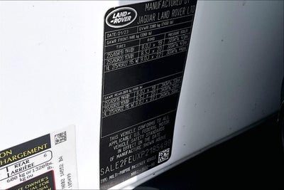 2023 Land Rover Defender 130 X-Dynamic SE