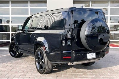 2026 Land Rover Defender 130 X-Dynamic SE