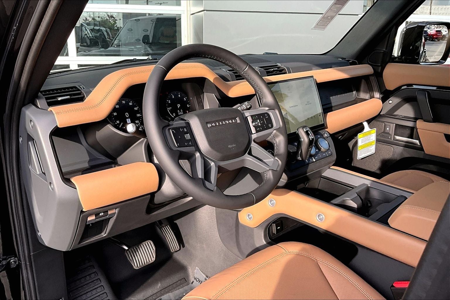 2026 Land Rover Defender 130 X-Dynamic SE
