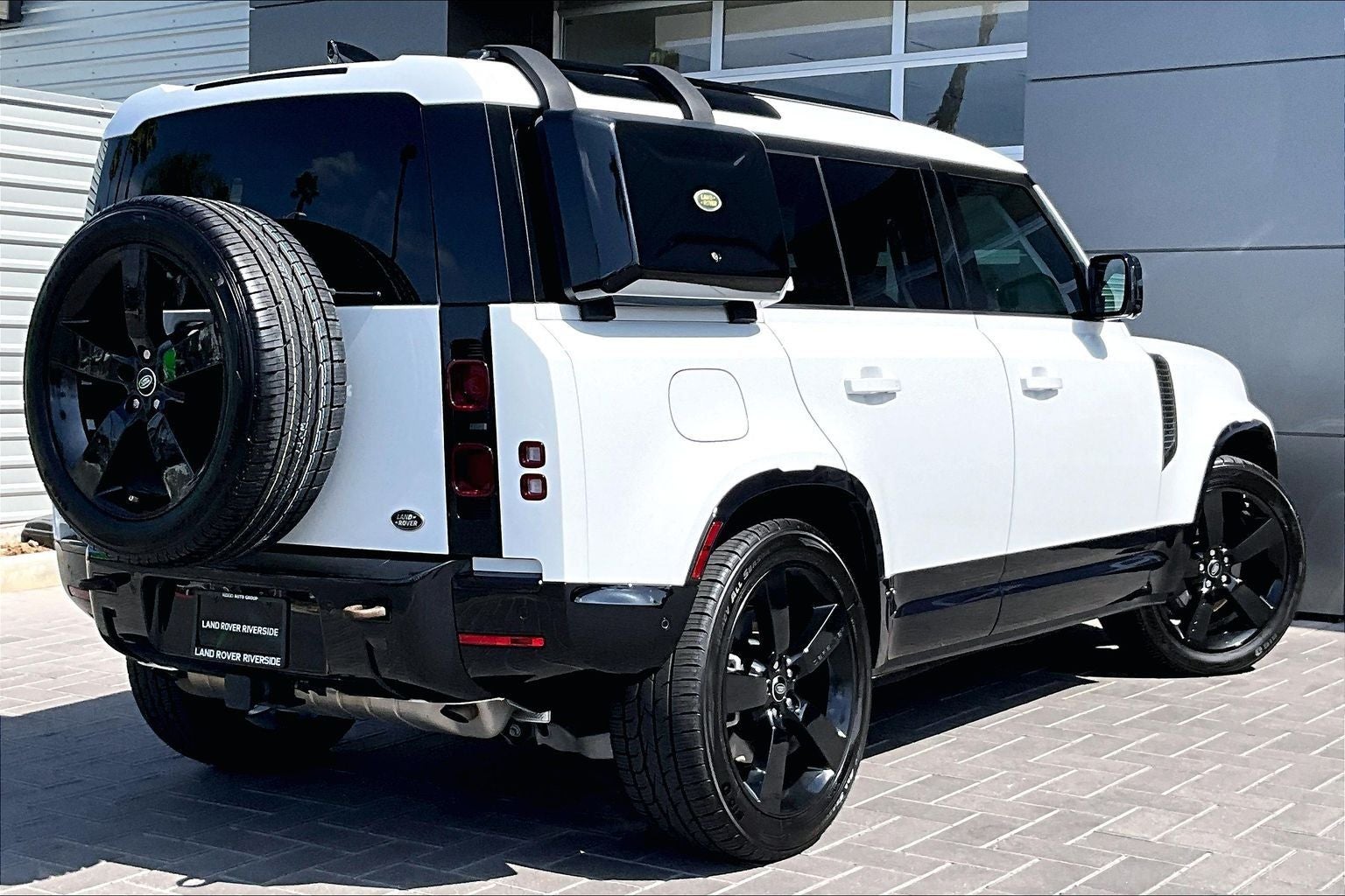 2022 Land Rover Defender 110 X-Dynamic HSE