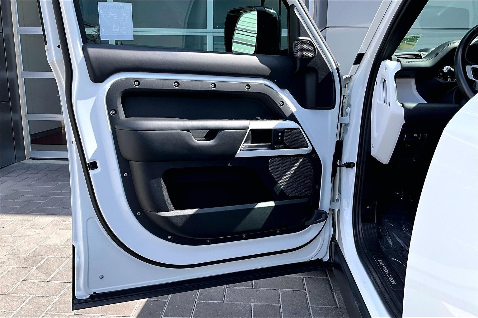 2022 Land Rover Defender 110 X-Dynamic HSE