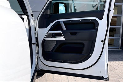 2022 Land Rover Defender 110 X-Dynamic HSE
