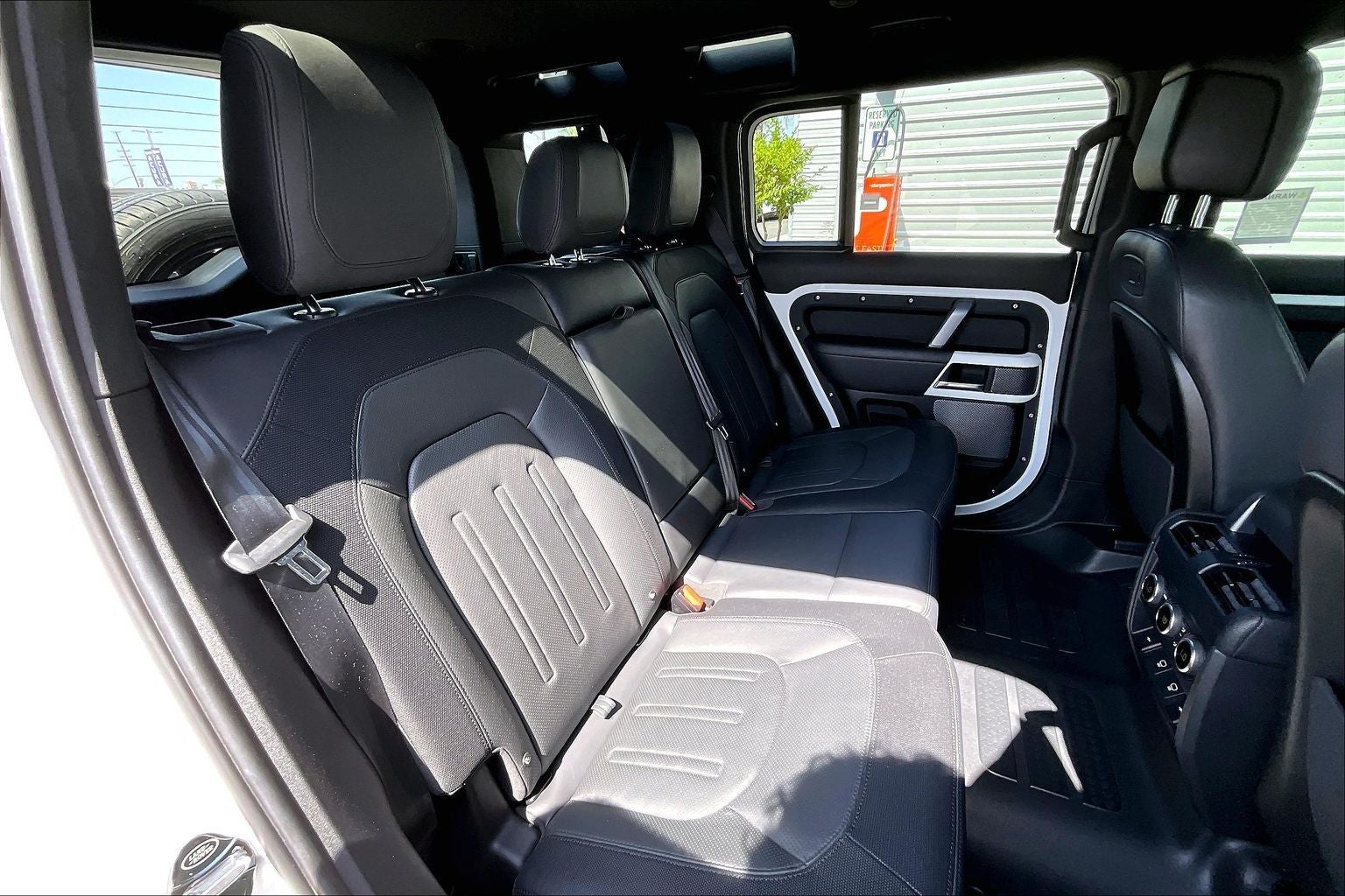 2022 Land Rover Defender 110 X-Dynamic HSE