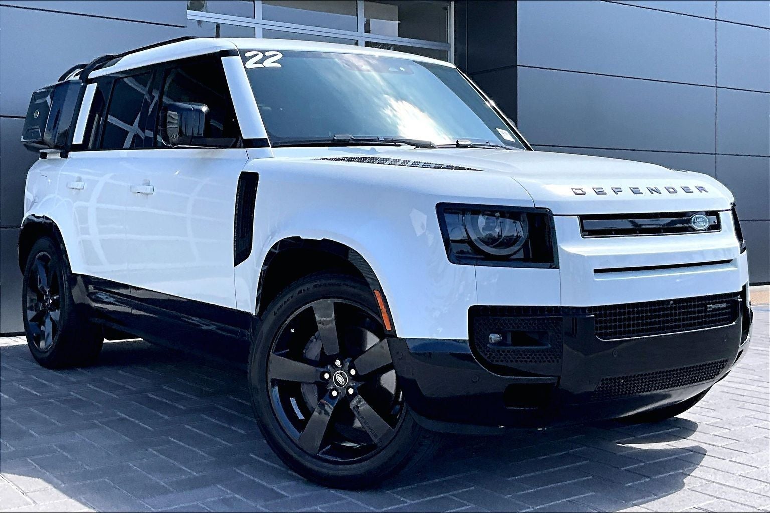 2022 Land Rover Defender 110 X-Dynamic HSE