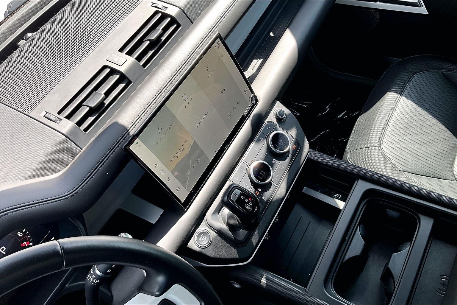 2022 Land Rover Defender 110 X-Dynamic HSE