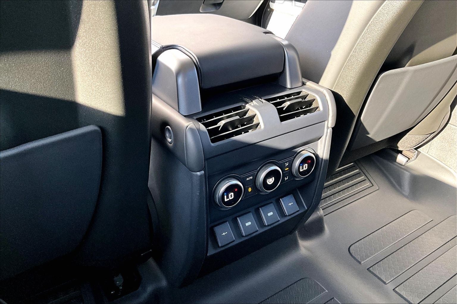 2020 Land Rover Defender 110 HSE