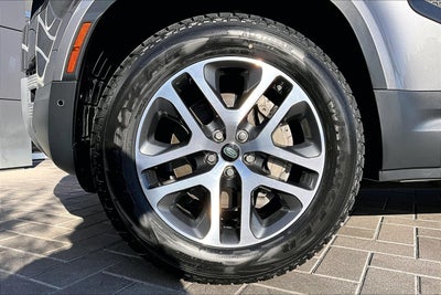 2020 Land Rover Defender 110 HSE