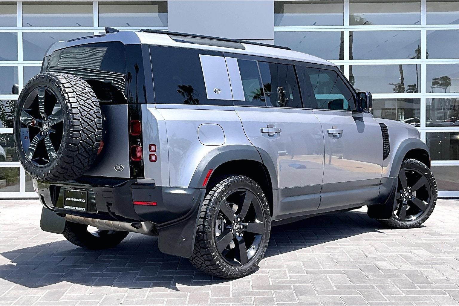 2020 Land Rover Defender 110 HSE