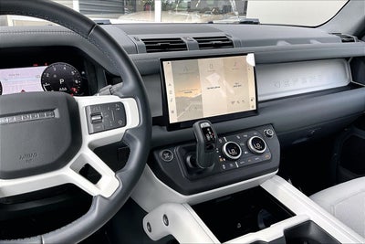2025 Land Rover Defender 110 S