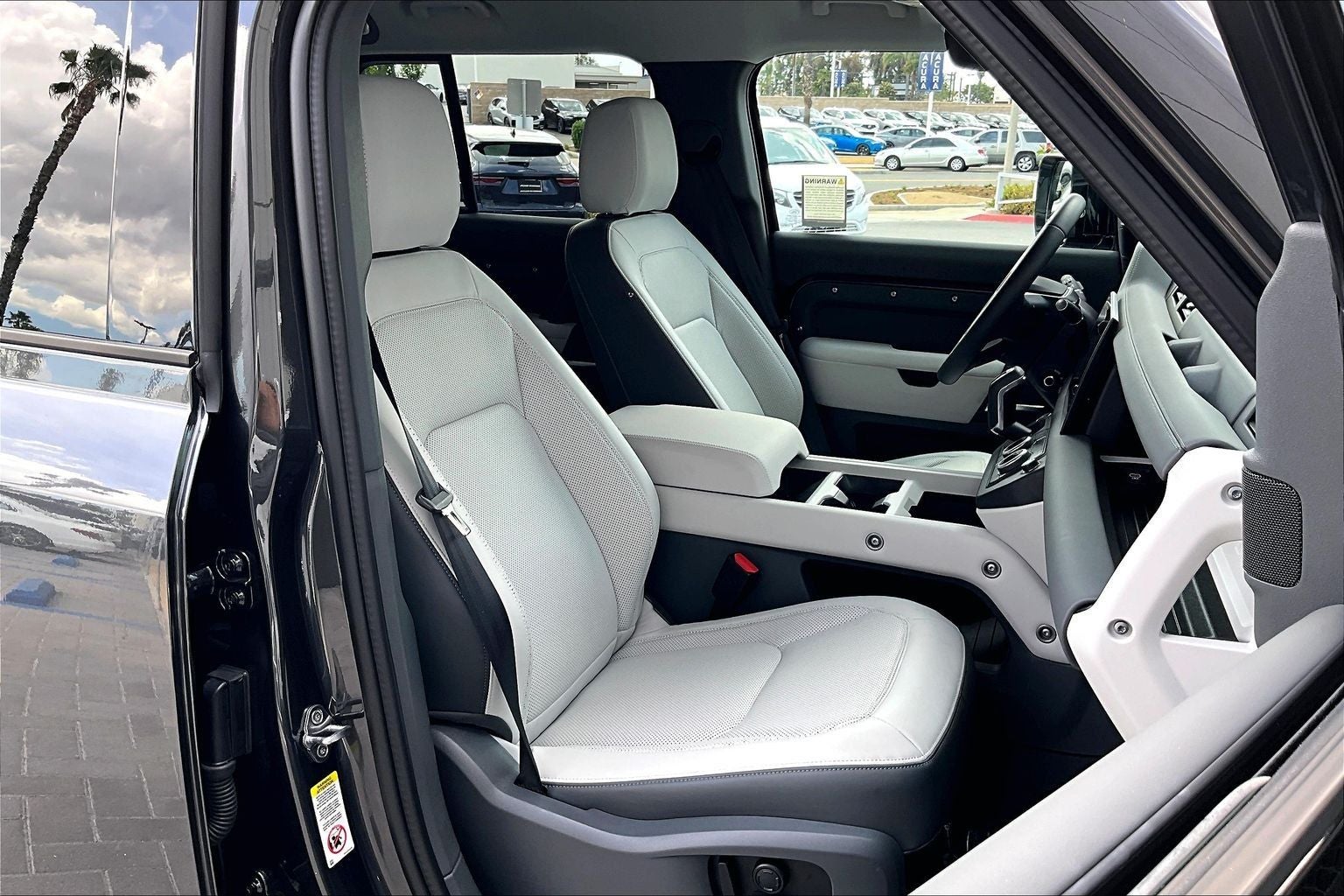 2025 Land Rover Defender 110 S