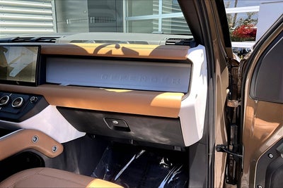 2025 Land Rover Defender 110 S