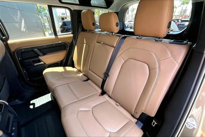 2025 Land Rover Defender 110 S