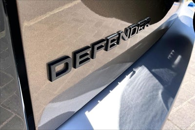 2025 Land Rover Defender 110 S