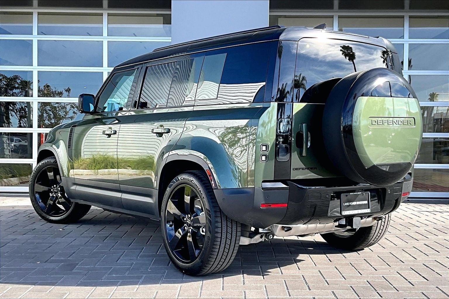 2026 Land Rover Defender 110 S