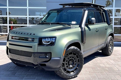 2026 Land Rover Defender 110 S TReK