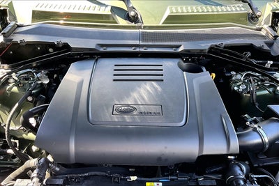 2026 Land Rover Defender 110 S TReK
