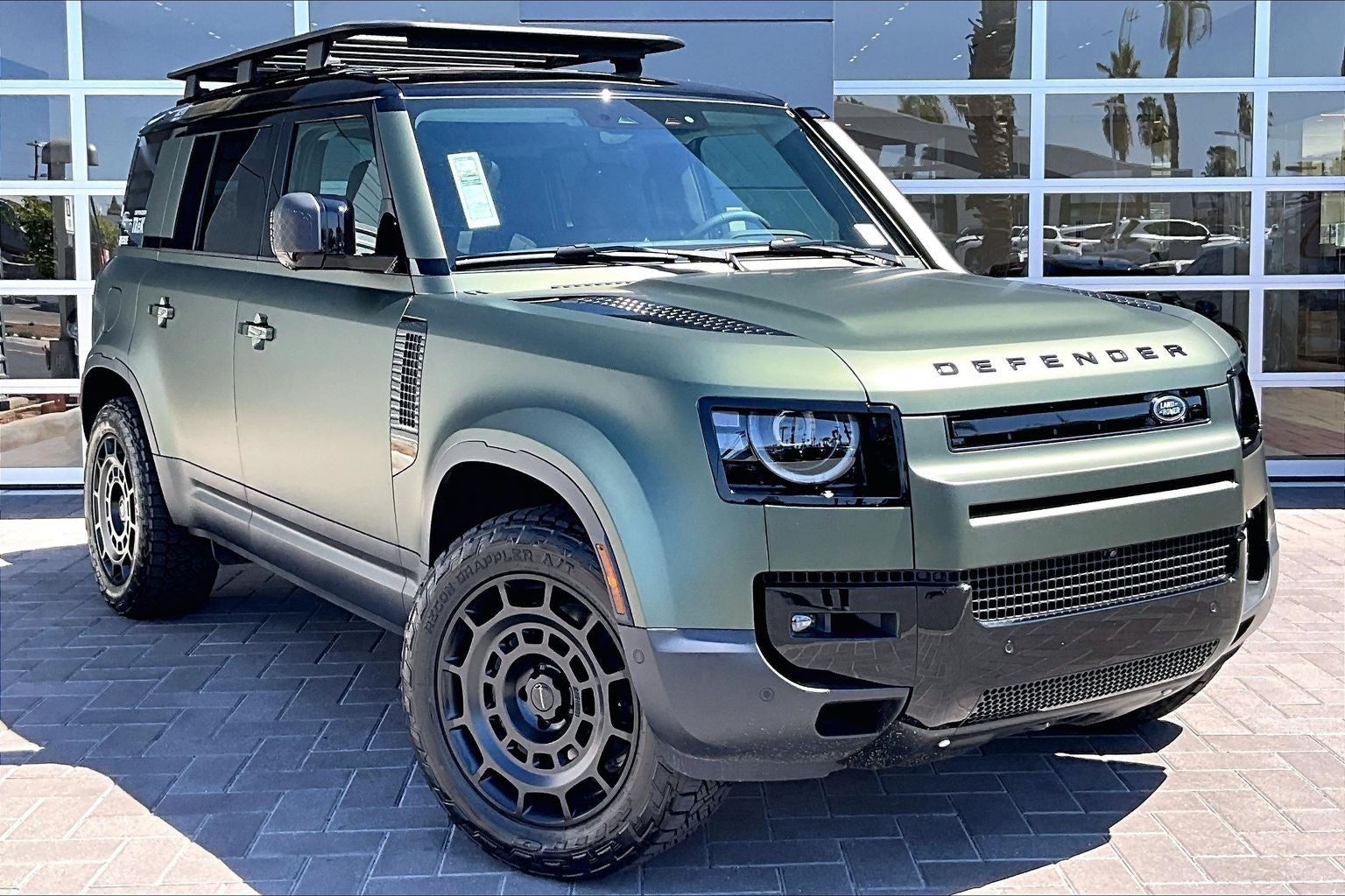 2026 Land Rover Defender 110 S TReK
