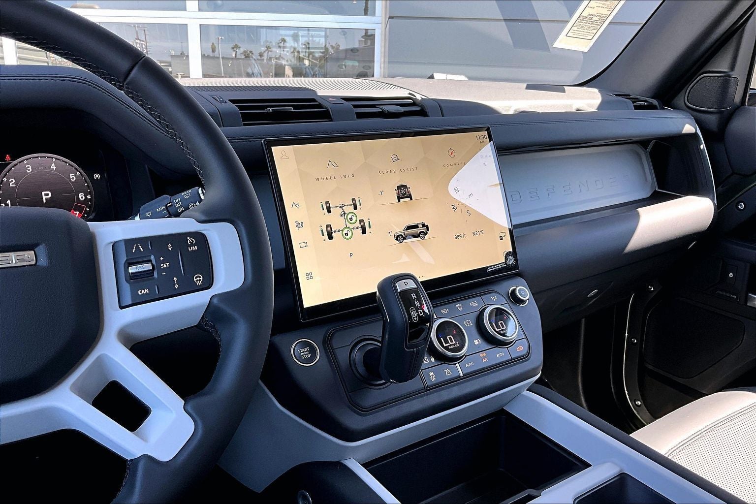 2026 Land Rover Defender 110 S TReK