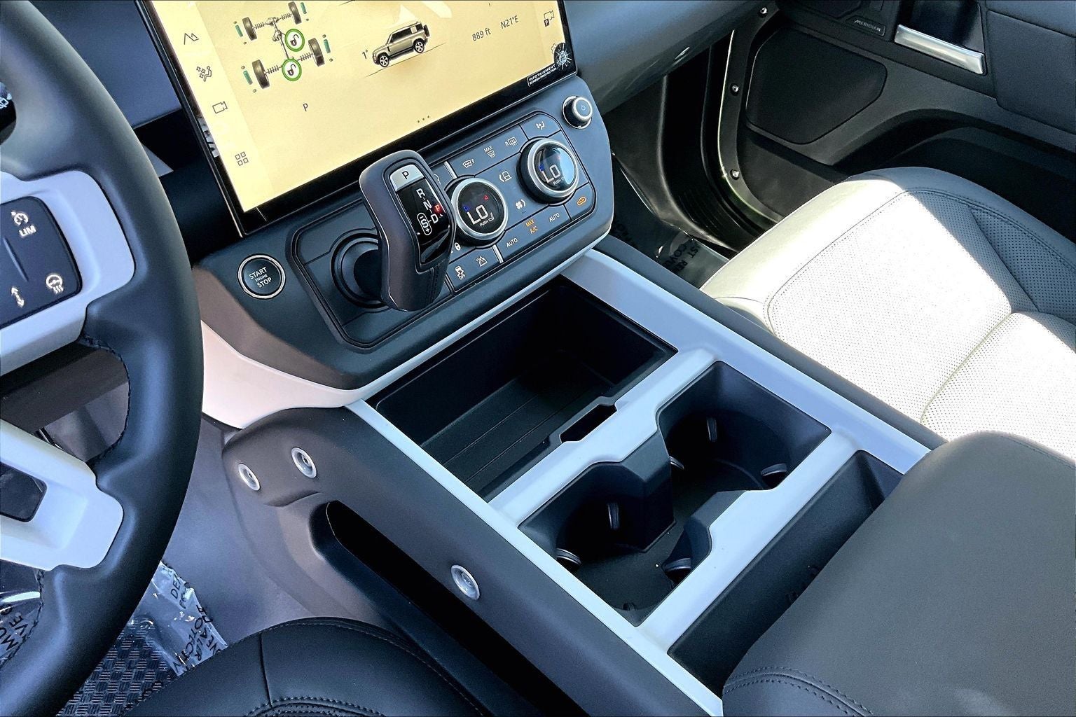2026 Land Rover Defender 110 S TReK