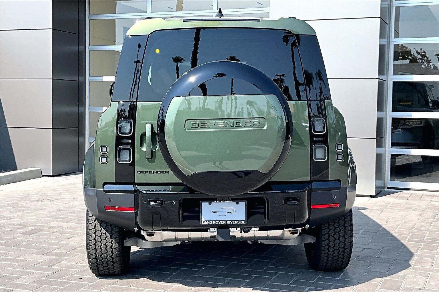 2026 Land Rover Defender 110 S