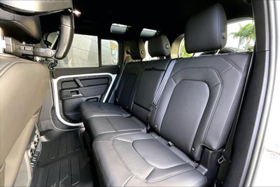 2026 Land Rover Defender 110 S