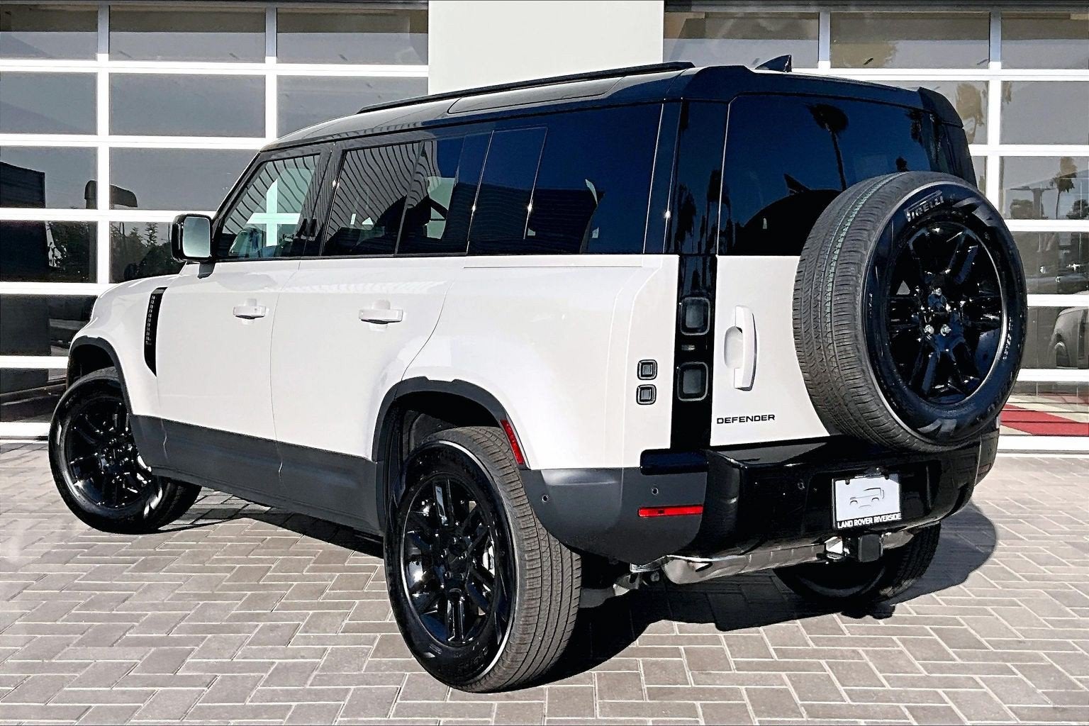 2026 Land Rover Defender 110 S