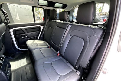 2026 Land Rover Defender 110 S