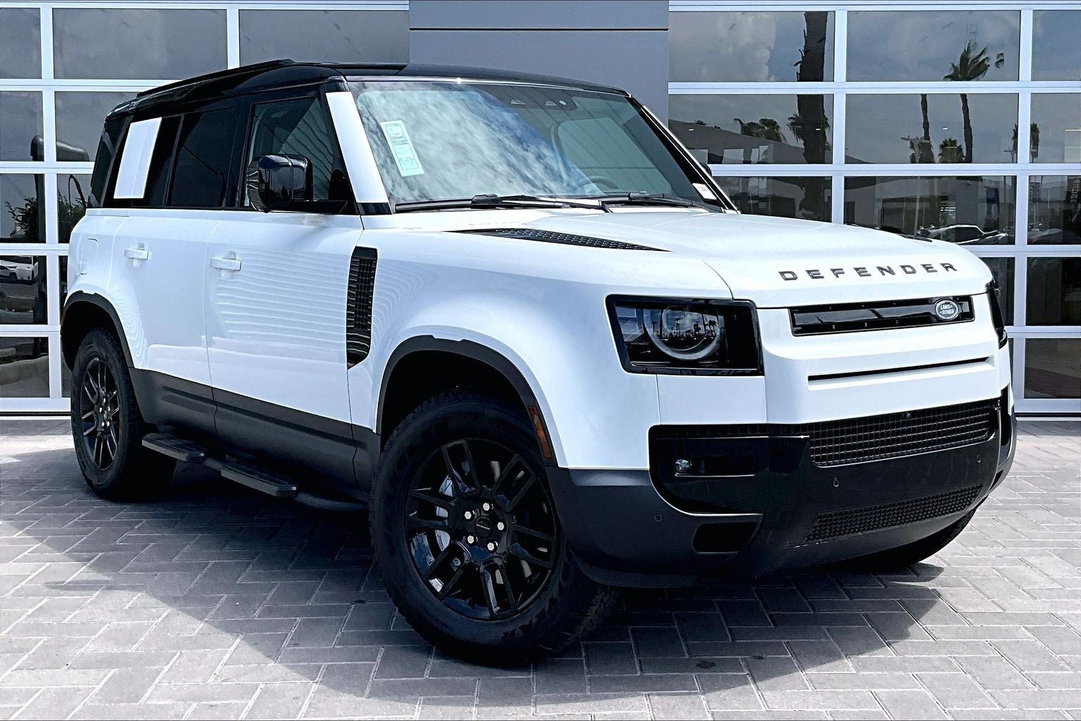 2026 Land Rover Defender 110 S
