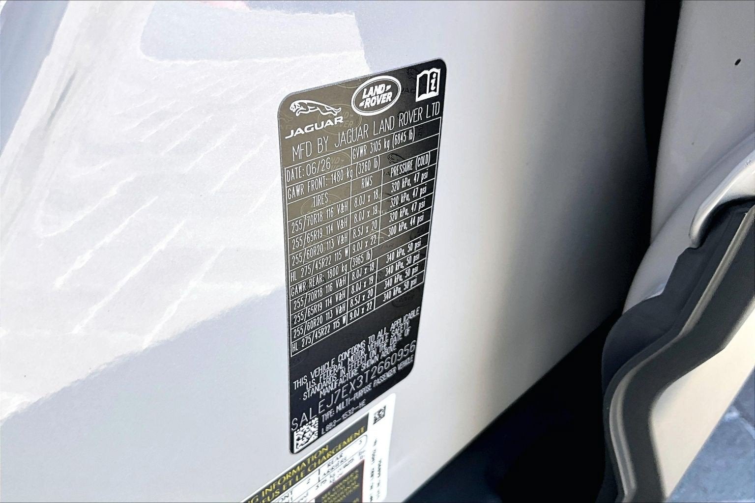 2026 Land Rover Defender 110 S