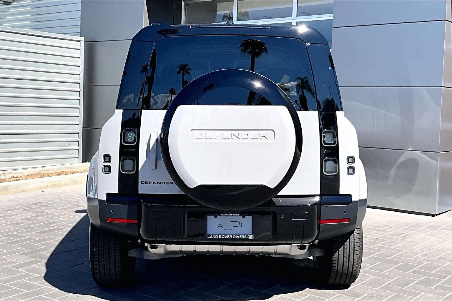 2026 Land Rover Defender 110 S