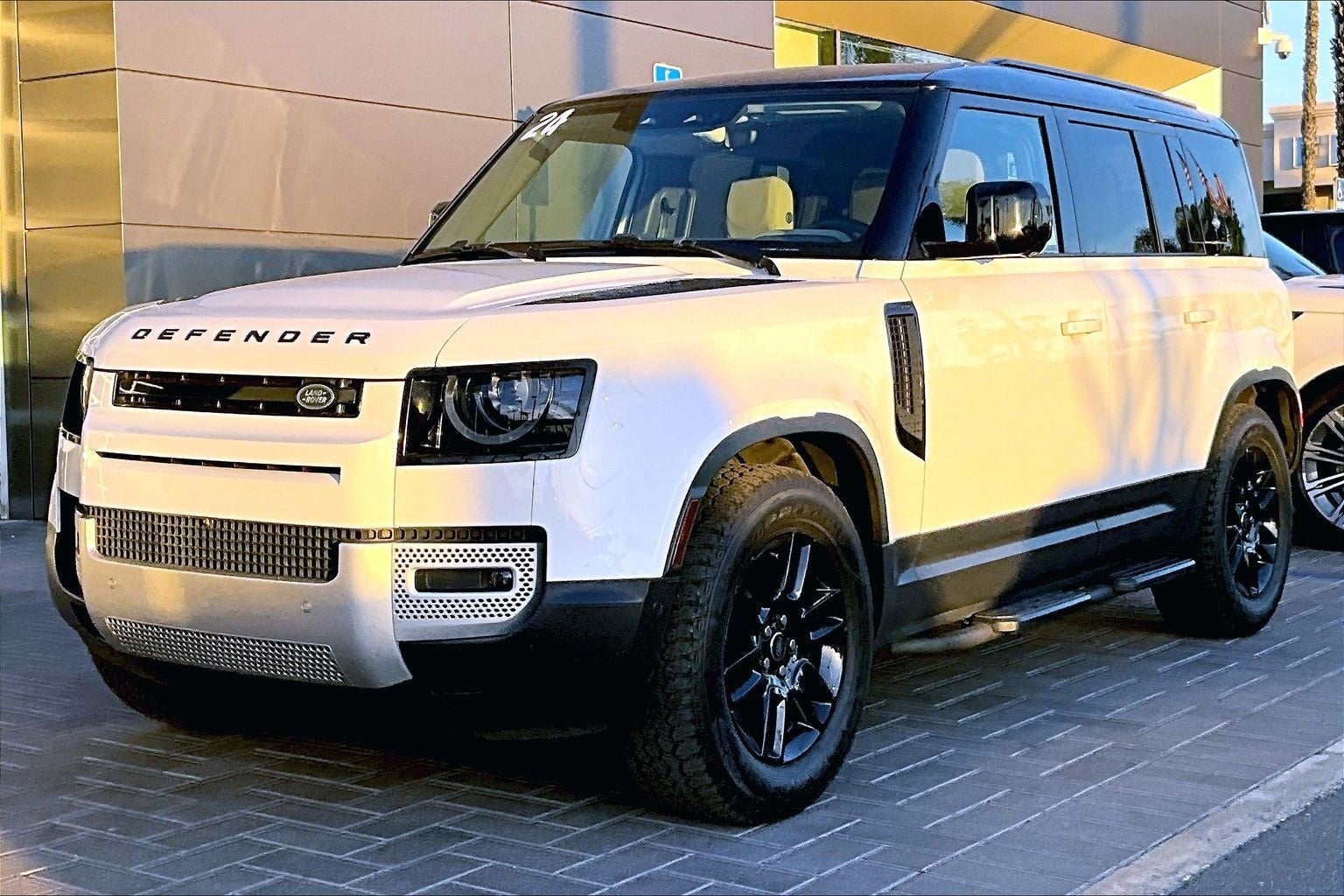 2024 Land Rover Defender 110 S