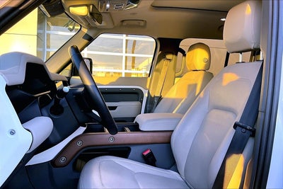 2024 Land Rover Defender 110 S
