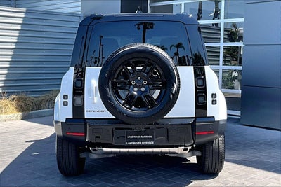 2026 Land Rover Defender 110 S