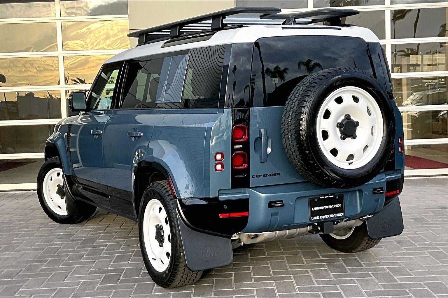 2025 Land Rover Defender 110 S