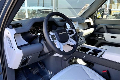 2025 Land Rover Defender 110 S