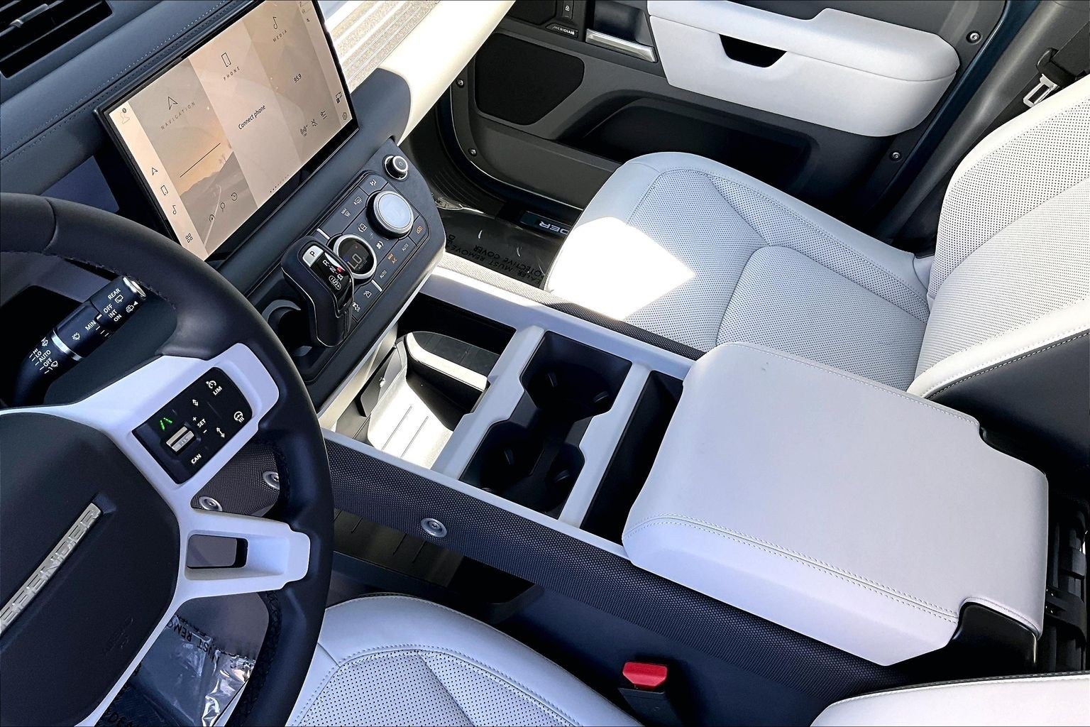 2025 Land Rover Defender 110 S