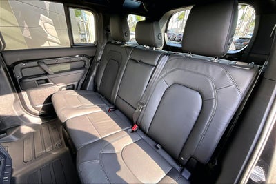 2026 Land Rover Defender 110 S