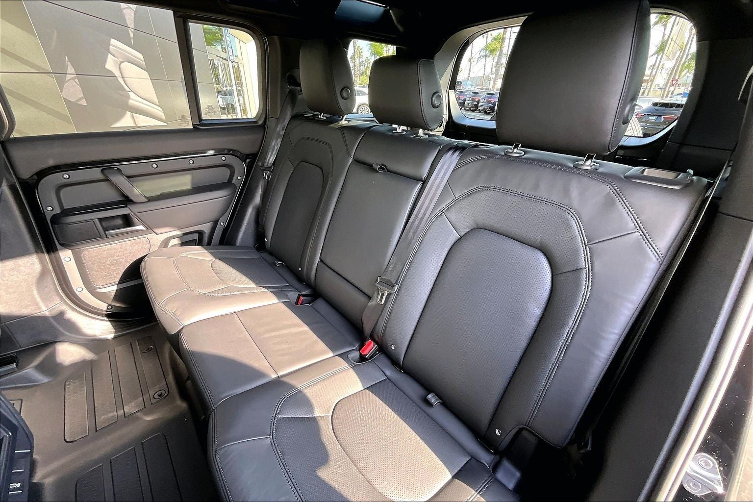 2026 Land Rover Defender 110 S